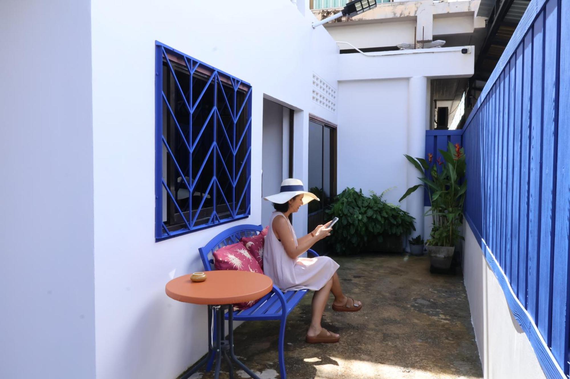 Hotel Sun & Sea Nai Yang Phuket Esterno foto