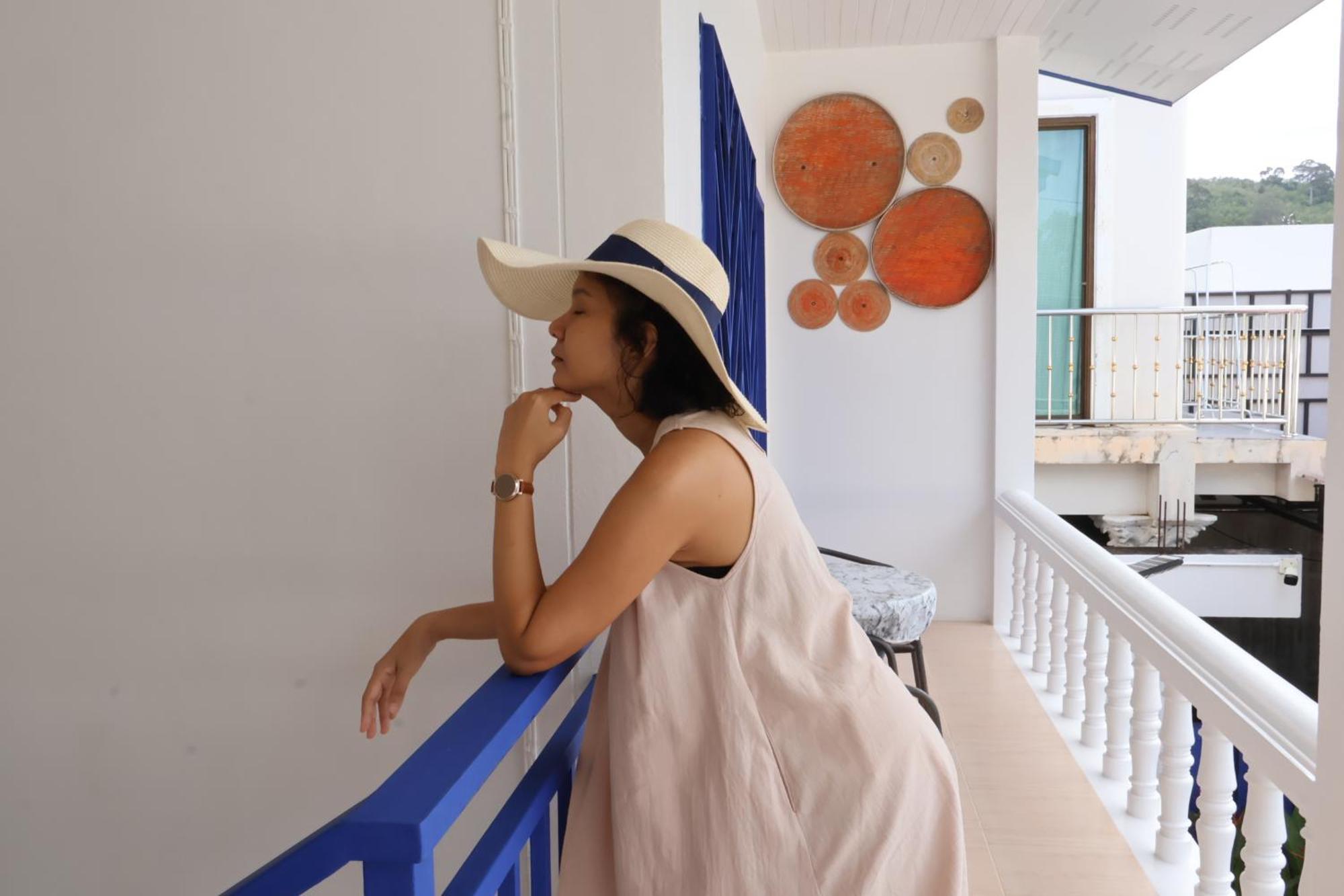 Hotel Sun & Sea Nai Yang Phuket Esterno foto